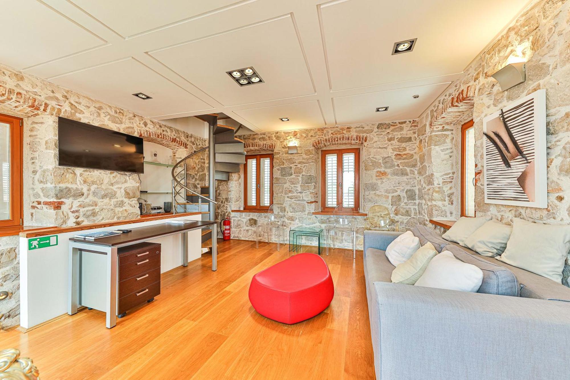 Augubio Penthouse Apartment Split Exterior photo