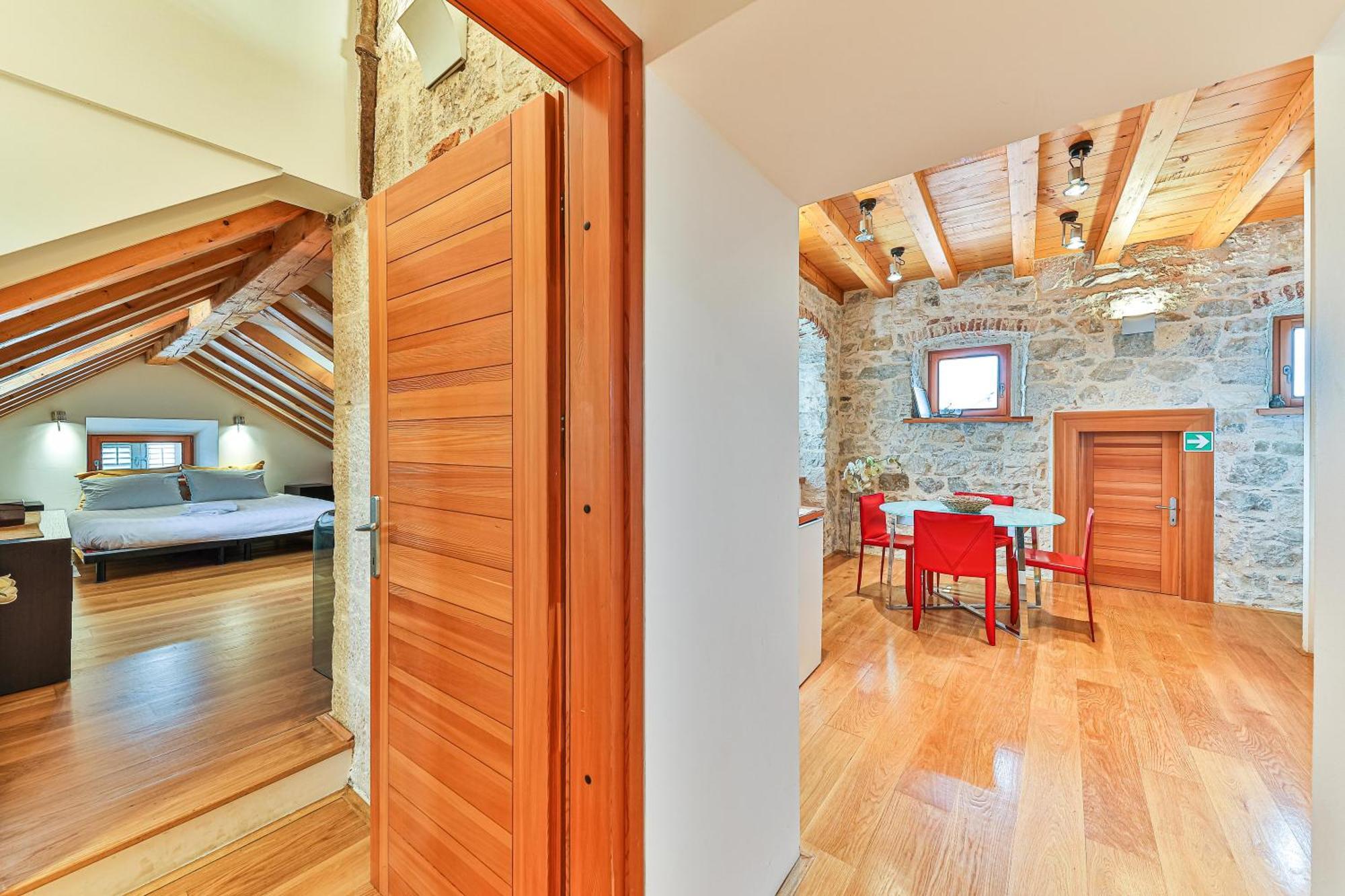 Augubio Penthouse Apartment Split Exterior photo