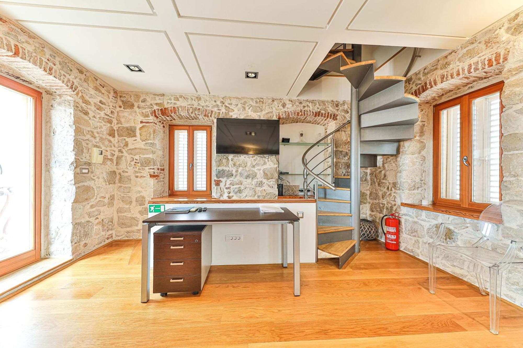 Augubio Penthouse Apartment Split Exterior photo