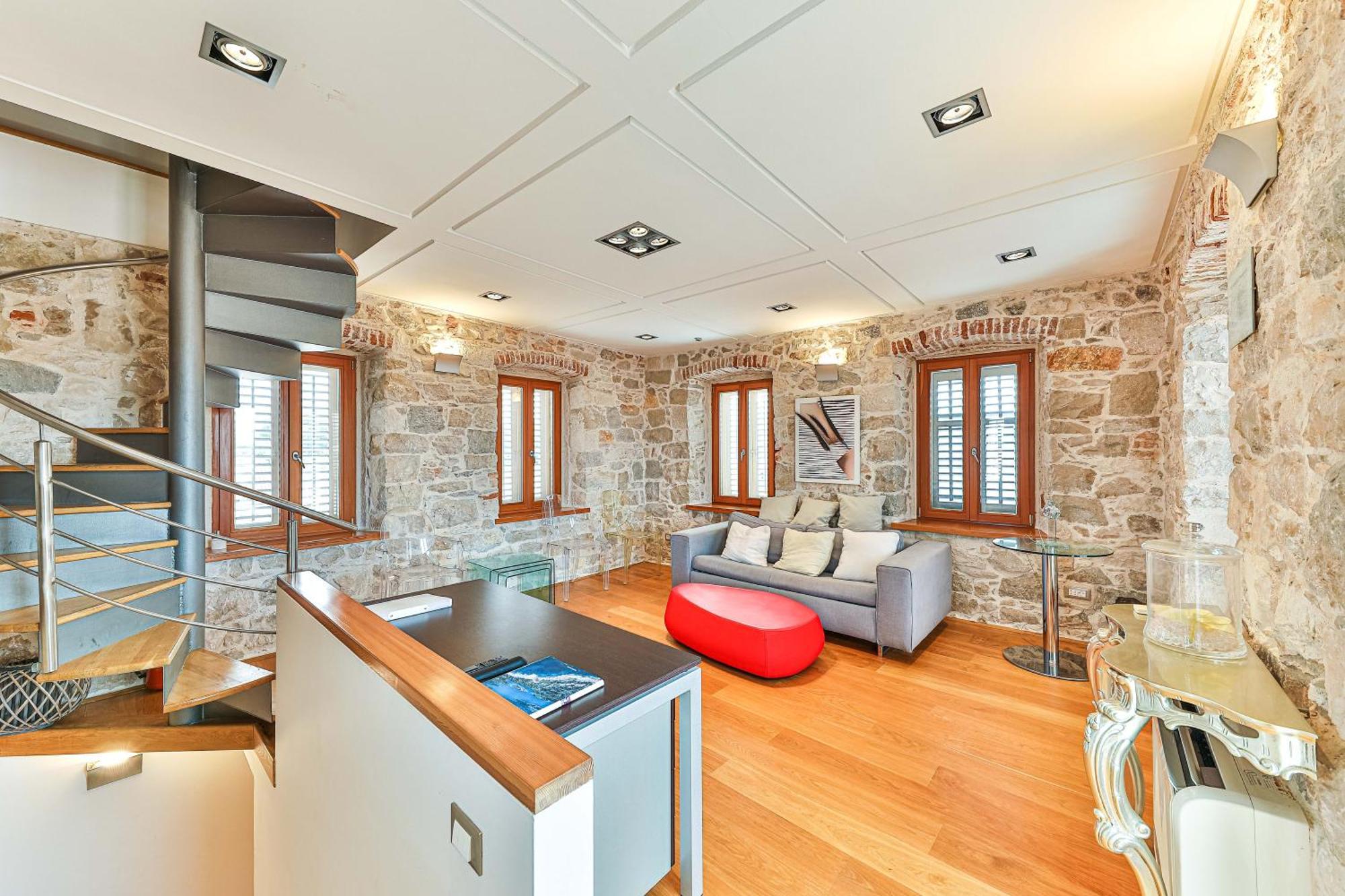 Augubio Penthouse Apartment Split Exterior photo