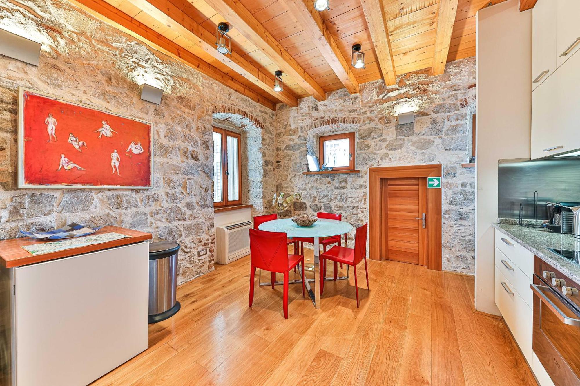 Augubio Penthouse Apartment Split Exterior photo